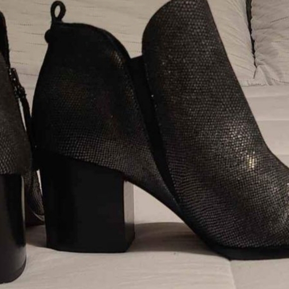 Donald J Pliner Booties - Picture 3 of 3